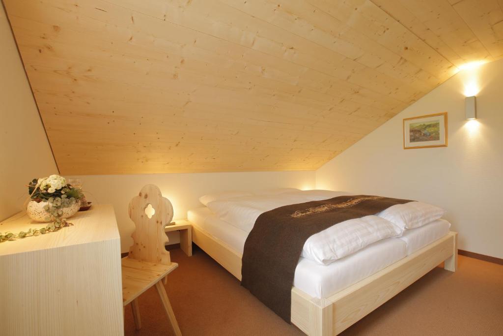 Baeren - Das Gaestehaus Gais Room photo